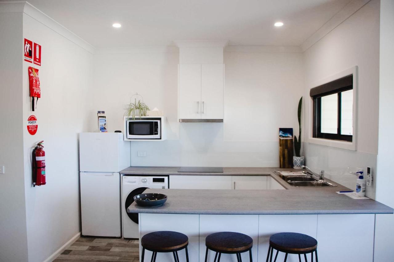 Beachcomber Holiday Units * Lakes Entrance