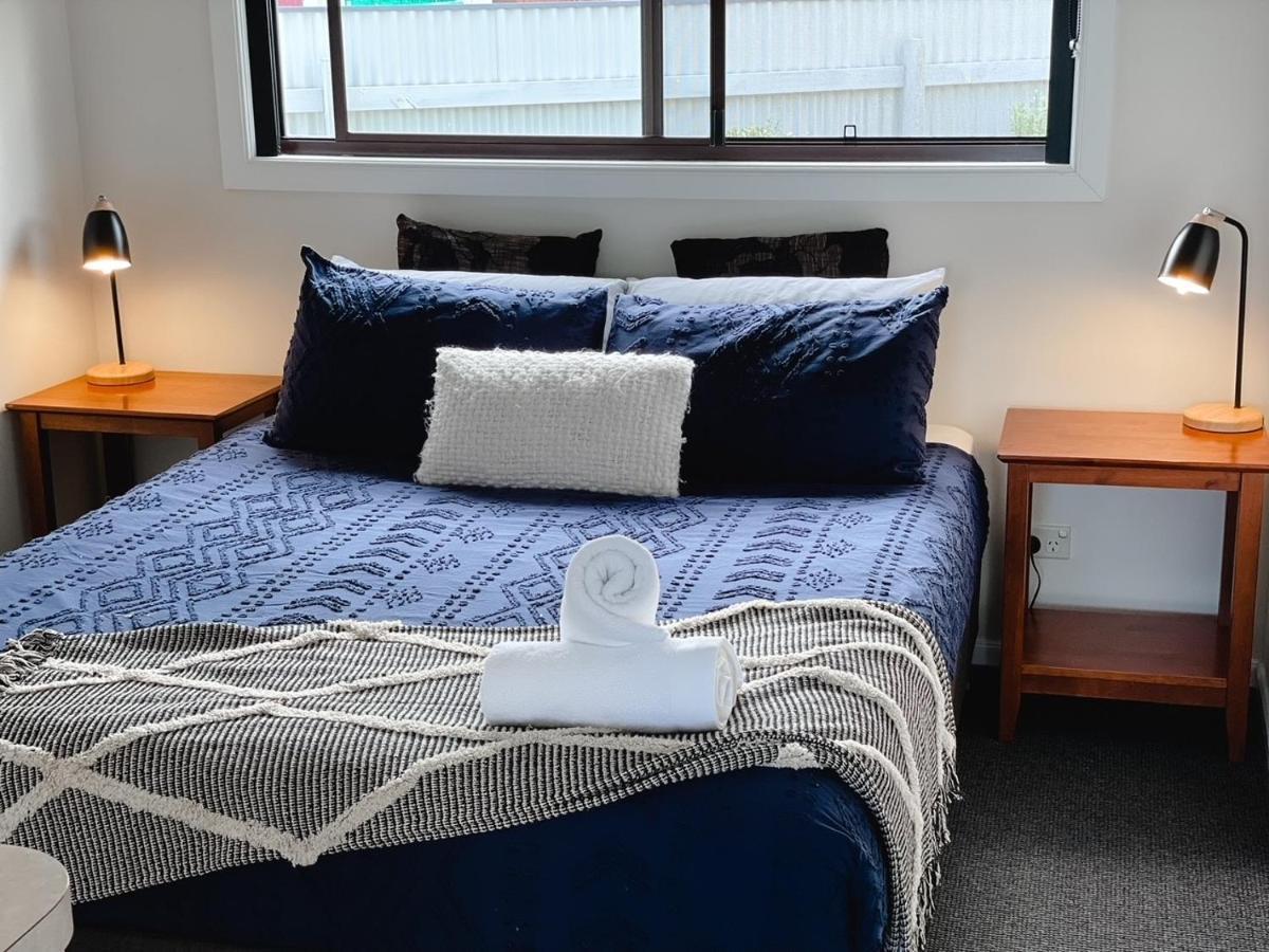 Beachcomber Holiday Units Apartment